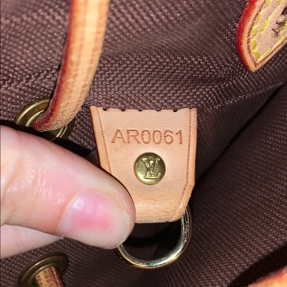 Used Louis Vuitton backpack - Picture 8 of 8